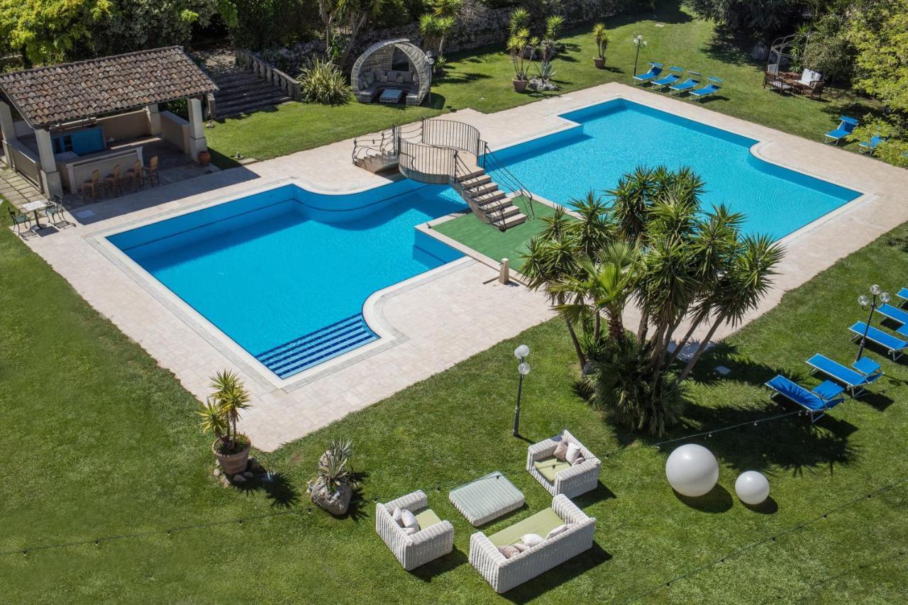 Hotel Hermitage Галатина Екстериор снимка